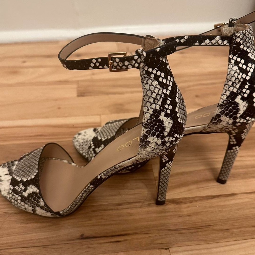 ALDO HEELS - Picture 2 of 6
